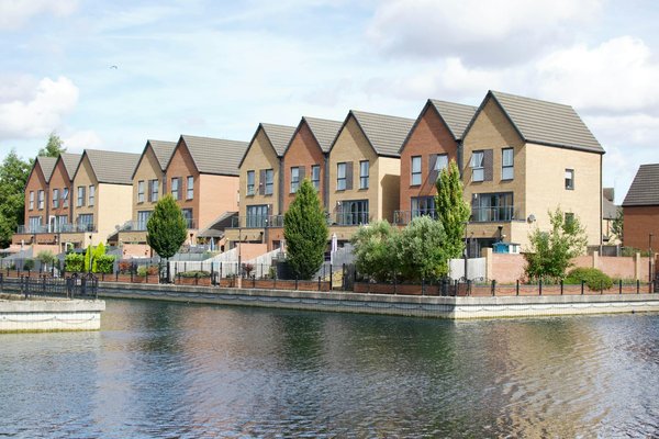 Comment réparer un mur en plâtre endommagé